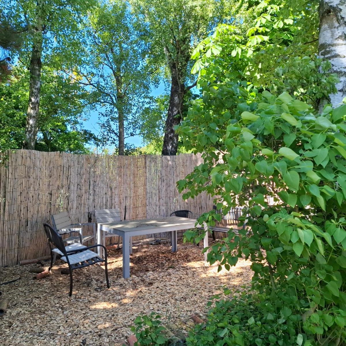 The 'Loft' Apartment- "Den Gule Svane" Guest House - Near Ronne & Beach Exterior foto